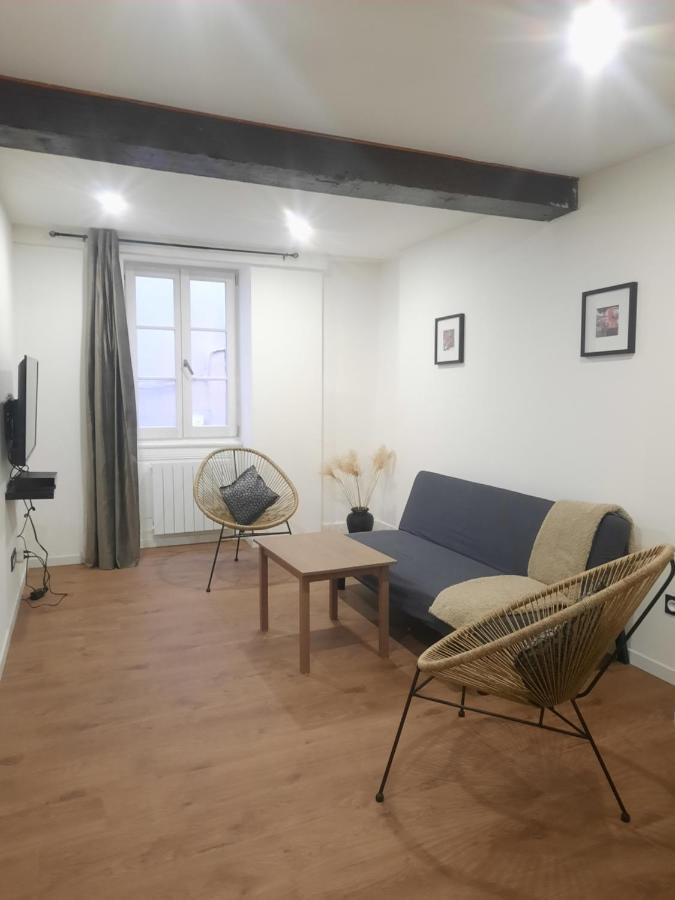 Le Refuge Du Bonheur Apartment Trevoux Exterior photo